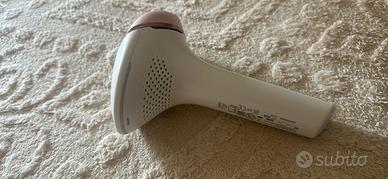 epilatore a luce pulsata Philips Lumea