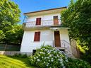 casa-indipendente-con-6-vani-e-caminetto-a-netro