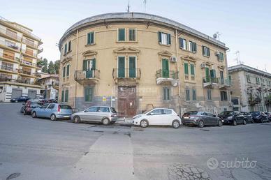 TRICLOCALE IN BUONE CONDIZIONI