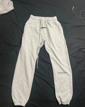 pantalone essentials