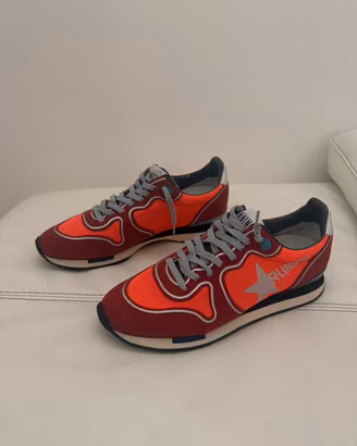 Golden goose running