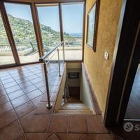 Finestre e persiane Spissu porte pronte