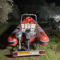 Gommone pronto al varo