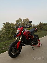 Ducati Hypermotard 939 Red 2017