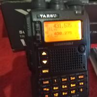 radio  yaesu vx8e vhf  uhf  50 mhz  radioamatori