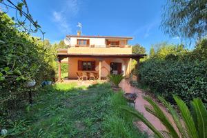 VILLA SINGOLA A TARQUINIA