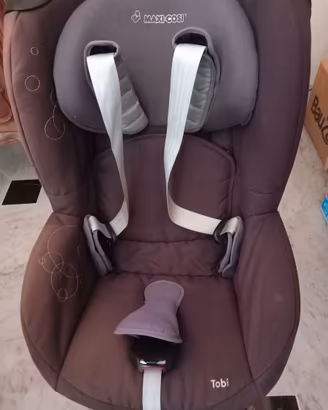 seggiolino per auto 9-18 kg.