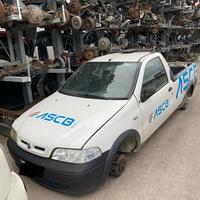 Ricambi Fiat Strada 2005 - Veicolo per ricambi