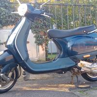 Piaggio Vespa 50 LX - 2012