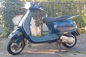 Piaggio Vespa 50 LX - 2012