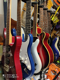 Chitarre e bassi elettrici