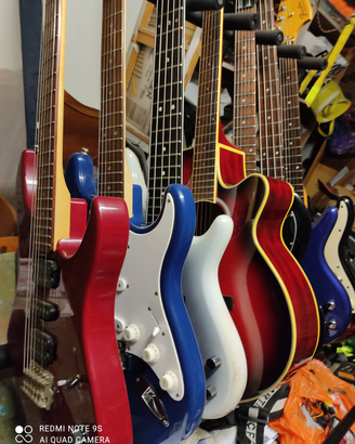 Chitarre e bassi elettrici