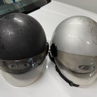 2 caschi moto o scooter Marca LEM tg57