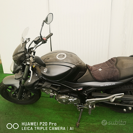 Suzuki sfv 650 gladius
