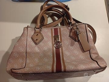 Borse Guess