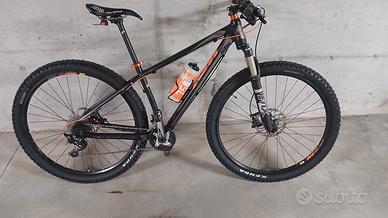 Mtb ktm, specialized.