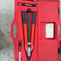 Rivettatrice per boccole