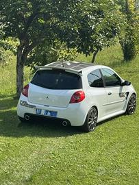 Clio rs3 f1 team