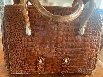 Borsa in coccodrillo