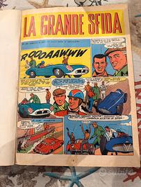 Raccoglitore rigido 1963 con 5 Fumetti vintage