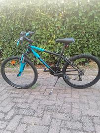 Bicicletta mountain bike 8-12 anni