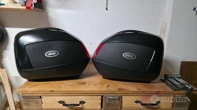 bauli laterali givi moto