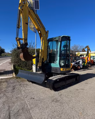 ESCAVATORE YANMAR VIO 50