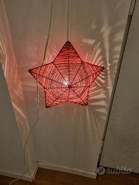 Lampada sospesa a forma di stella