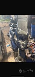 Honda silver wing 600 caston