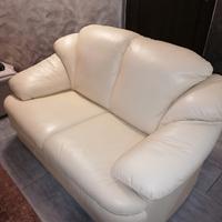 divano 2 posti pelle col. crema