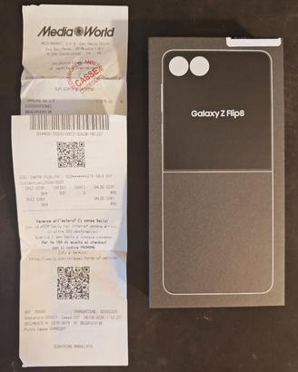 Galaxy Z flip8 256gb SIGILLATO, prezzo trattabile 