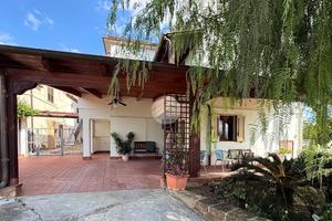 CASA SEMINDIPENDENTE A PIANELLA