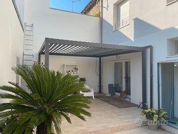 Pergola bioclimatica