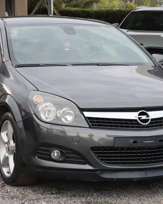Opel Astra Opel Astra GTC 1.7 CDTI 110CV 3P COSMO