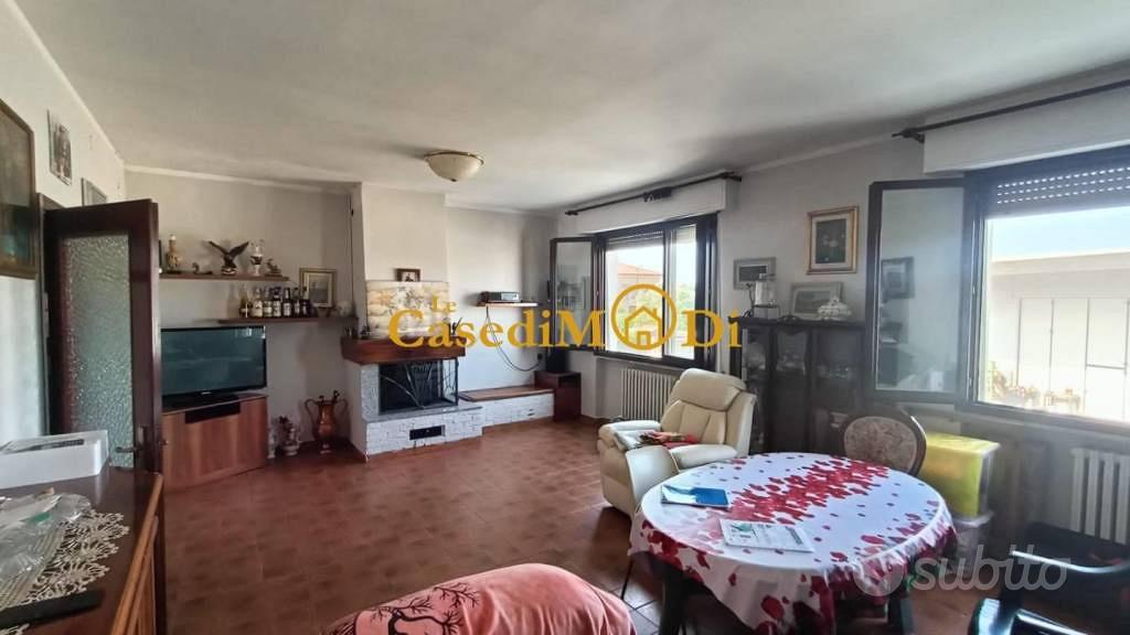 Appartamento di 250 m² con 4 locali a Livorno