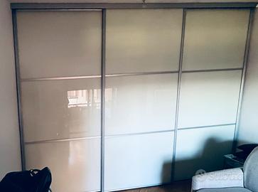 porte scorrevoli in vetro temprato