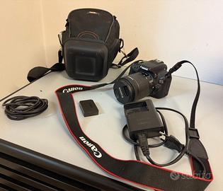 Canon EOS 100D + 18-55mm + accessori