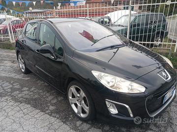 PEUGEOT 308 1.6 HDI Exclusive