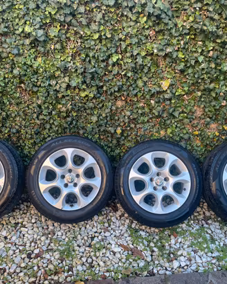 Cerchioni gommati 4 stagioni Alfa 159 (215/55 R16)