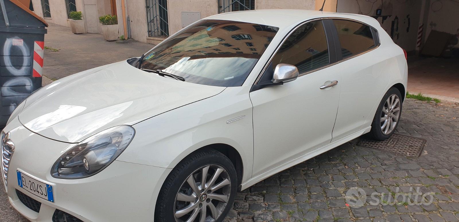 Tappetini in Moquette Cuciture Rosse Originali Alfa Romeo Giulietta