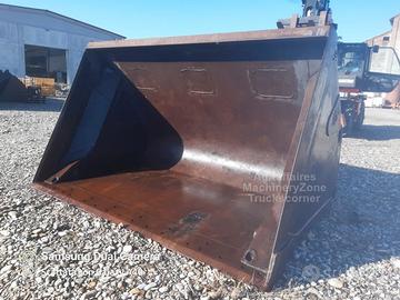 Pala alto ribaltamento volvo