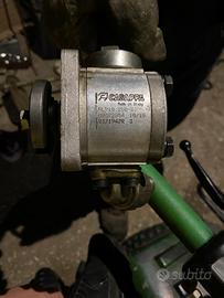 Pompa olio idraulico