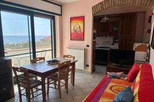 Caminia vista mare