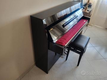 pianoforte Yamaha verticale 