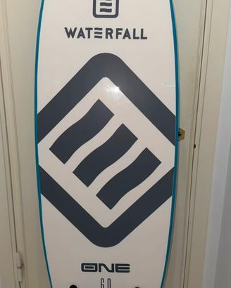 tavola da surf waterfall 2m (prezzo trattabile)