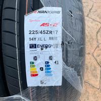 Gomme 225/45 r17