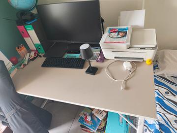 scrivania ikea