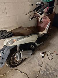 Pezzi ricambio Beverly 300
