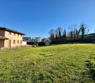 TER. RESIDENZIALE A MALO