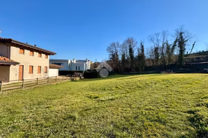 TER. RESIDENZIALE A MALO